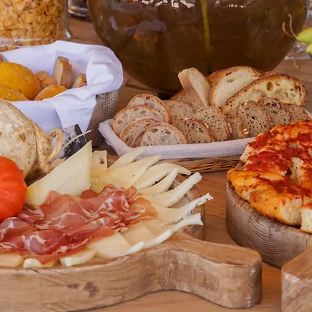 Gasthof Borgo Bevagna Relais San Pietro in Bevagna